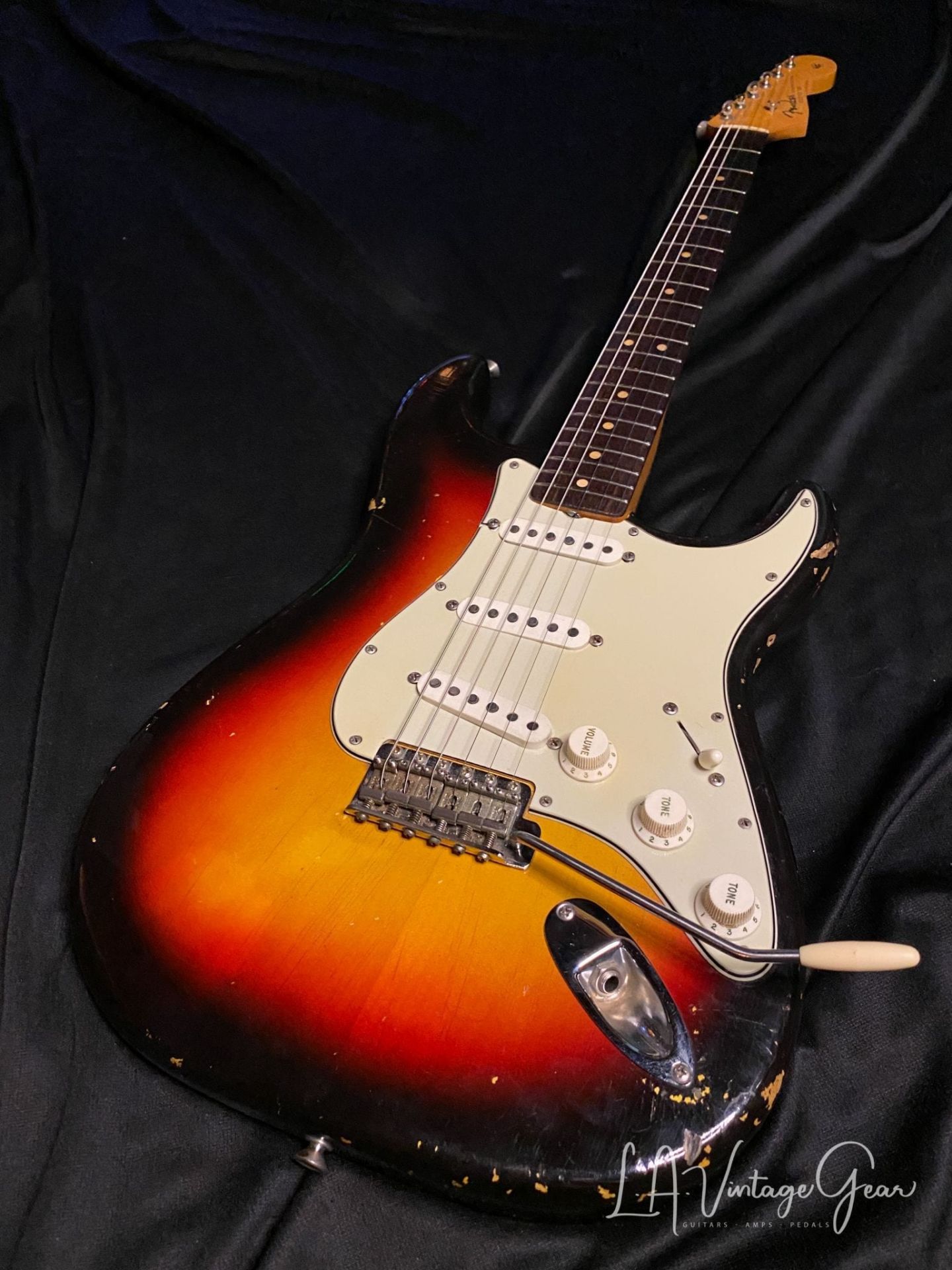 not necessary cleanse Fender 1963 Vintage Stratocaster Electric Guitar - Sunburst Finish-Bought  From Joe Bonamassa! • LA Vintage Gear