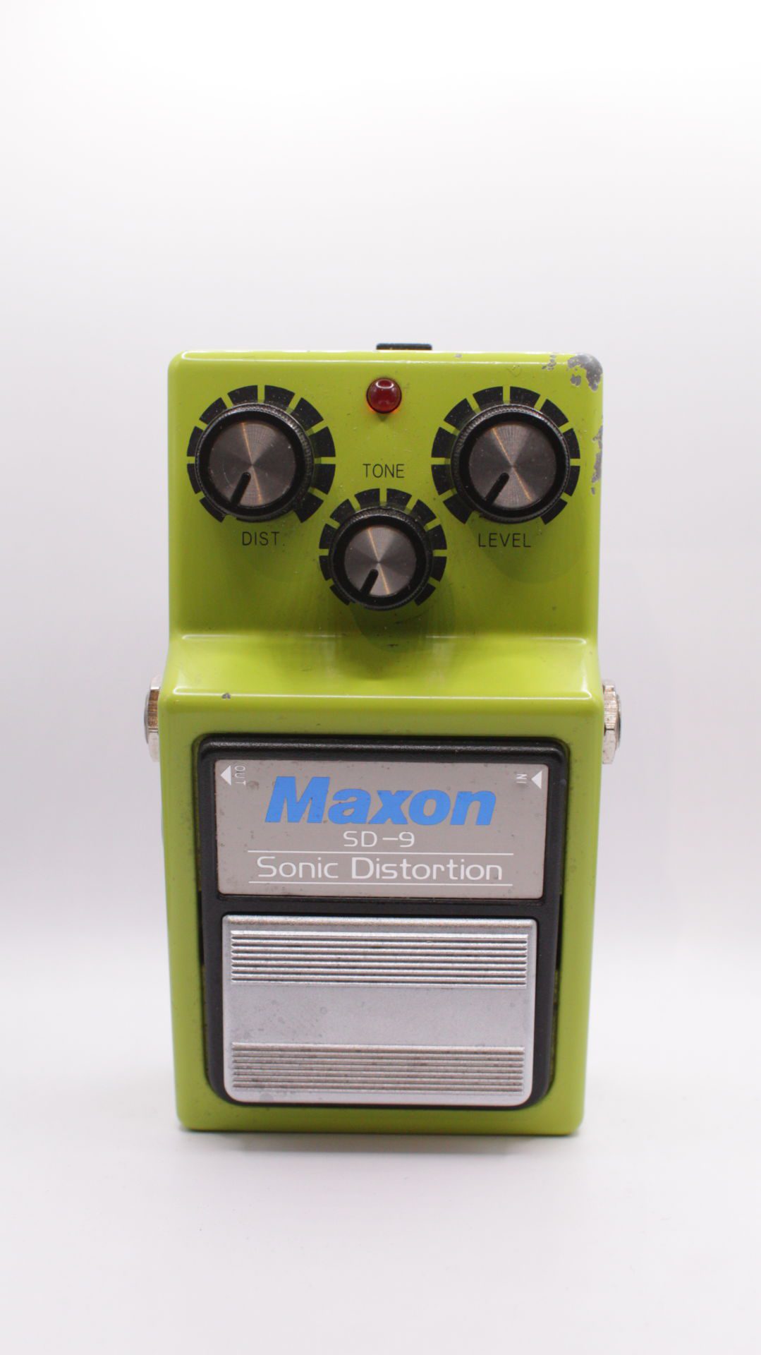 Maxon SD-9 Sonic Distortion - Owned & Signed by Scott Henderson!