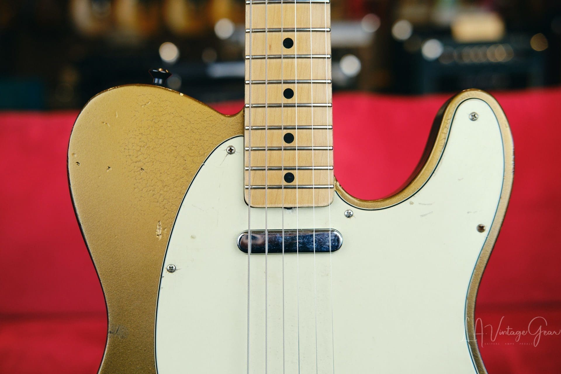 gold caster guitar