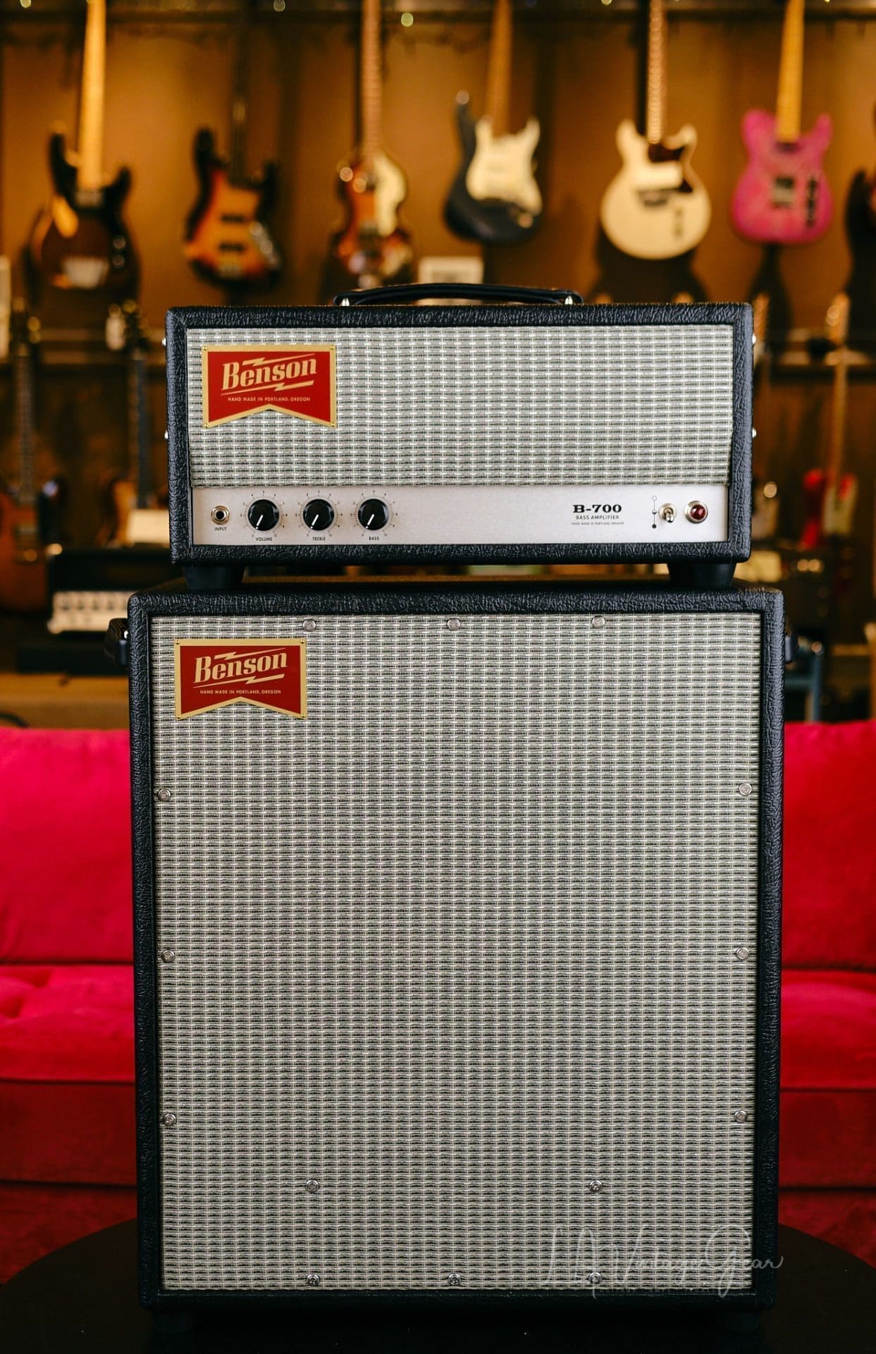 Benson B700 Bass Guitar Amplifier 700W Head & 1x15 Cab In Black Tolex